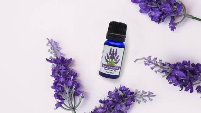Lavender Oil Benefits and Uses